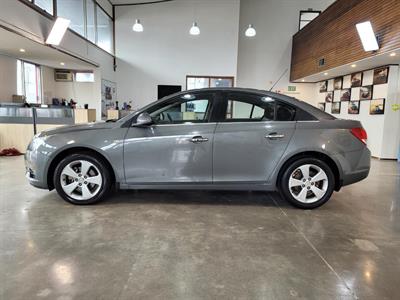 2011 Holden Cruze - Thumbnail