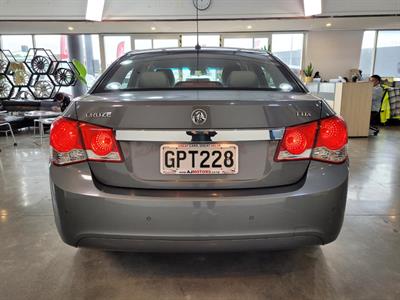 2011 Holden Cruze - Thumbnail
