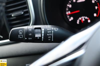 2021 Kia Sportage - Thumbnail