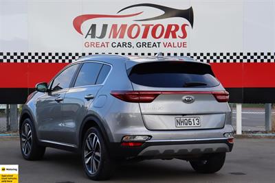 2021 Kia Sportage - Thumbnail