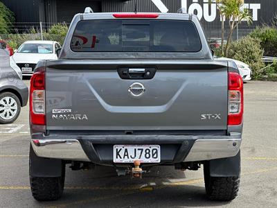 2016 Nissan Navara - Thumbnail
