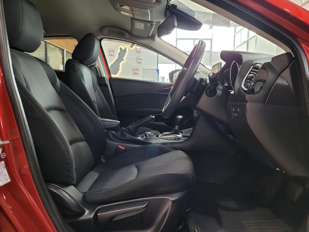 2015 Mazda Axela