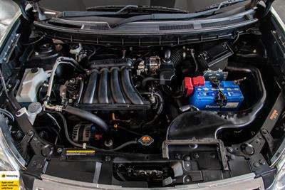 2012 Nissan X-Trail - Thumbnail