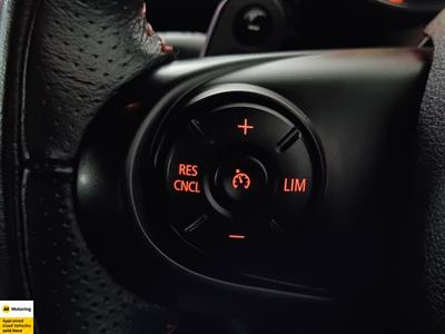 2016 Mini Cooper - Thumbnail