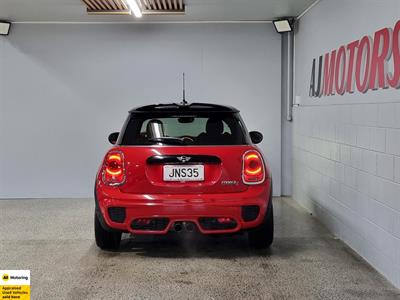 2016 Mini Cooper - Thumbnail