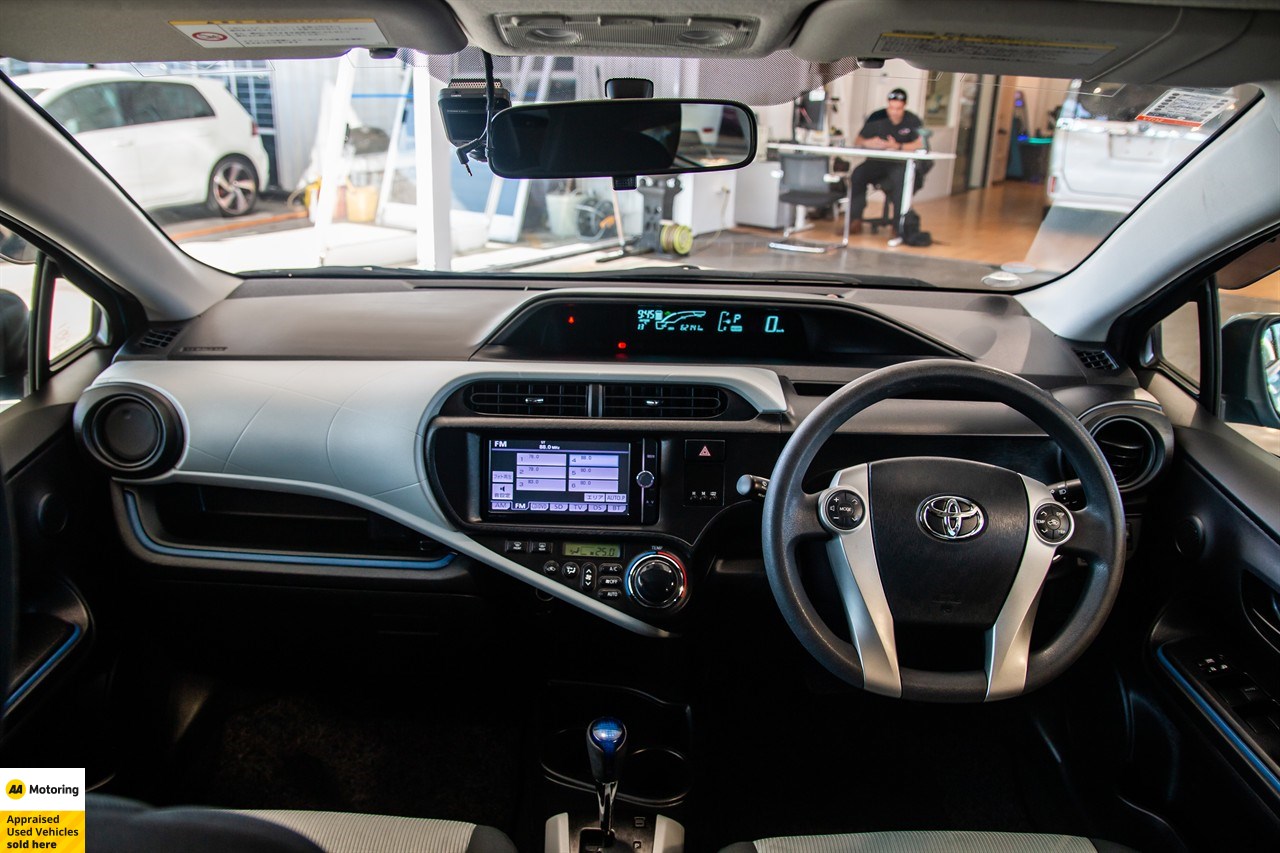 2013 Toyota Aqua