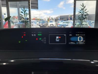 2019 Toyota Prius - Thumbnail
