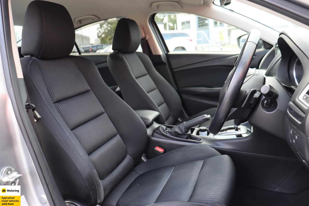 2013 Mazda Atenza