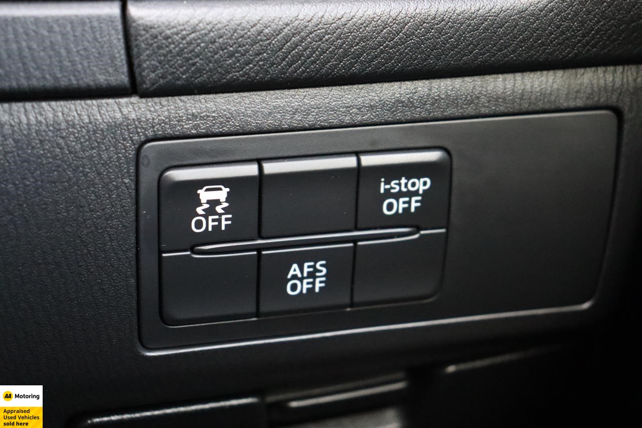 2013 Mazda Atenza