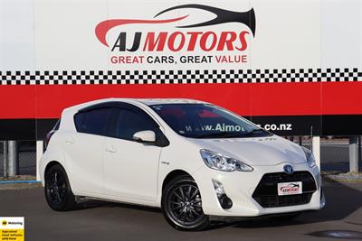 2015 Toyota Aqua - Thumbnail