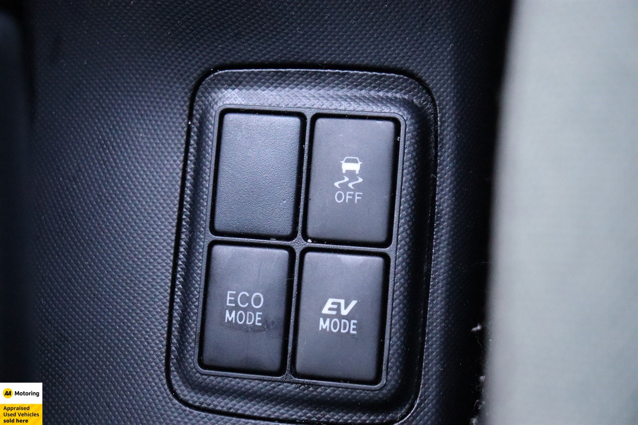 2015 Toyota Aqua