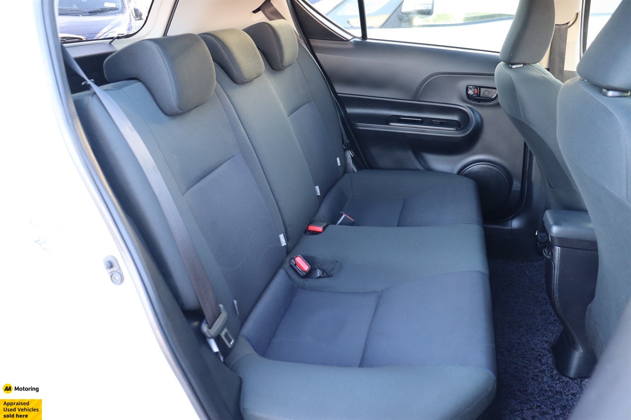 2015 Toyota Aqua