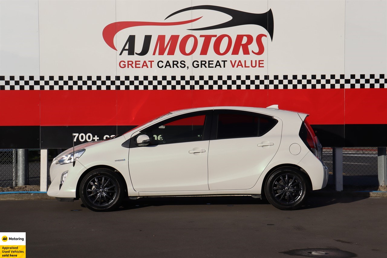 2015 Toyota Aqua