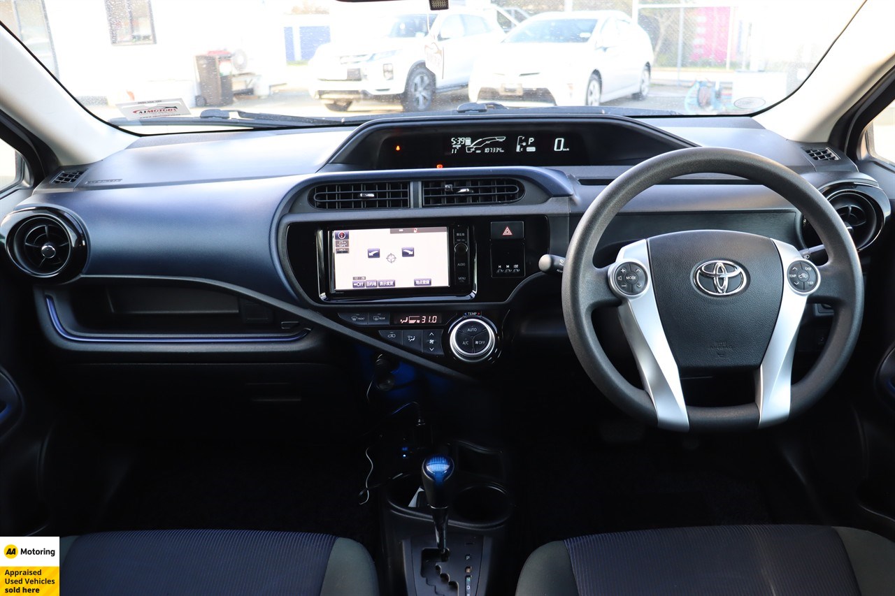 2015 Toyota Aqua