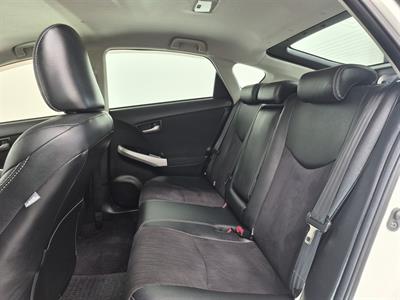 2013 Toyota Prius - Thumbnail