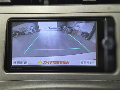 2013 Toyota Prius - Thumbnail