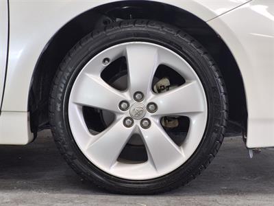 2013 Toyota Prius - Thumbnail