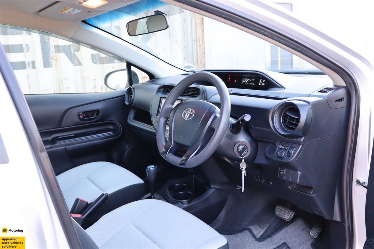 2017 Toyota Aqua
