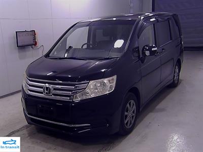 2015 Honda Step Wagon - Thumbnail