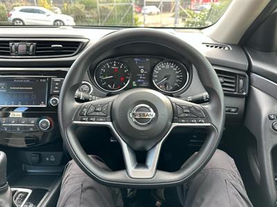 2022 Nissan X-Trail - Thumbnail