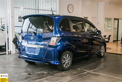 2012 Honda Freed - Thumbnail