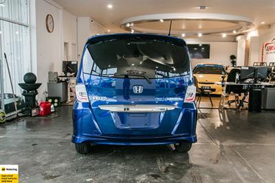 2012 Honda Freed - Thumbnail
