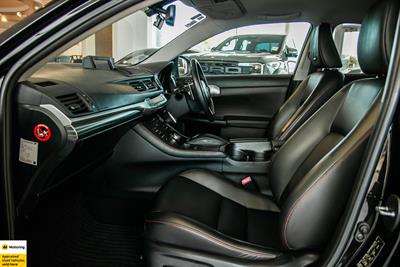 2012 Lexus CT200H - Thumbnail