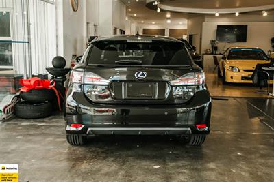 2012 Lexus CT200H - Thumbnail