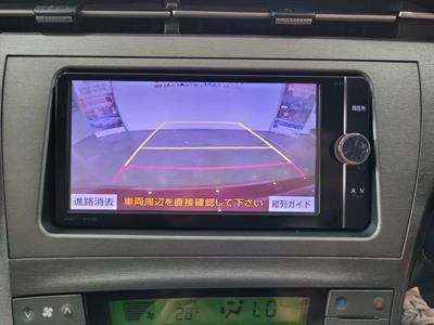 2013 Toyota Prius - Thumbnail