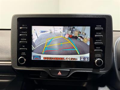 2020 Toyota Yaris - Thumbnail