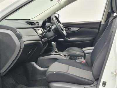 2022 Nissan X-Trail - Thumbnail