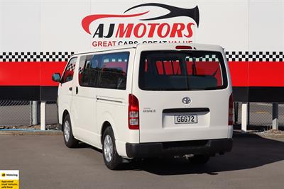 2012 Toyota Hiace - Thumbnail