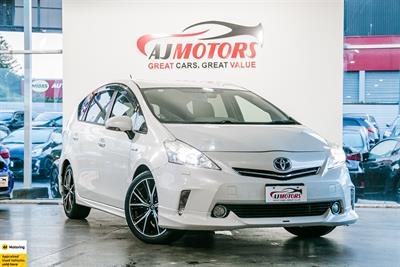 2014 Toyota Prius Alpha - Thumbnail