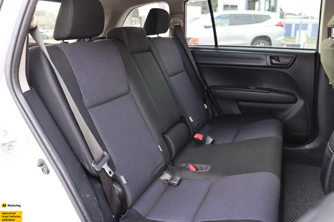 2017 Toyota COROLLA FIELDER