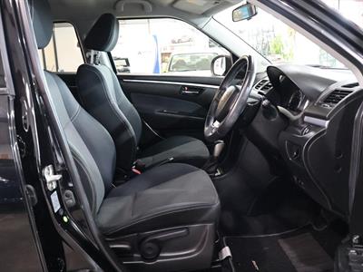 2016 Suzuki Swift - Thumbnail