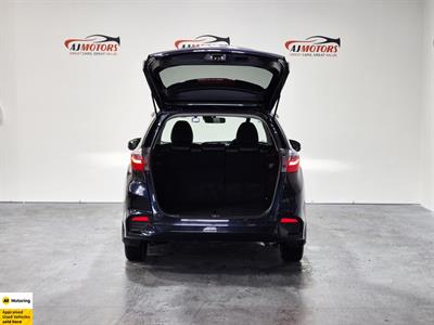 2015 Honda Shuttle - Thumbnail