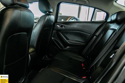 2016 Mazda Axela - Thumbnail