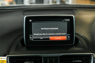 2016 Mazda Axela - Thumbnail