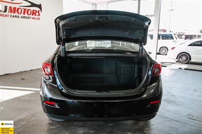 2016 Mazda Axela - Thumbnail