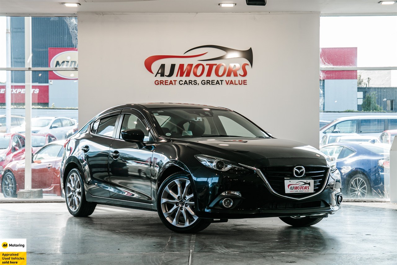 2016 Mazda Axela