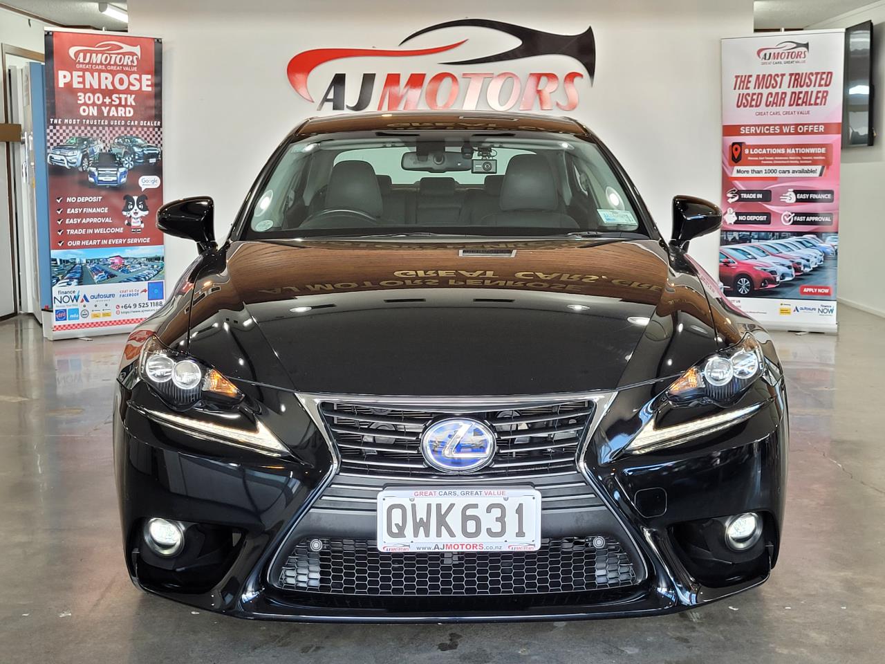 2014 Lexus IS 300h