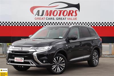 2021 Mitsubishi Outlander - Thumbnail