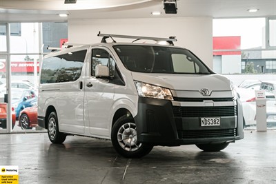2020 Toyota Hiace - Thumbnail