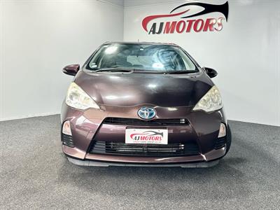 2013 Toyota Aqua - Thumbnail