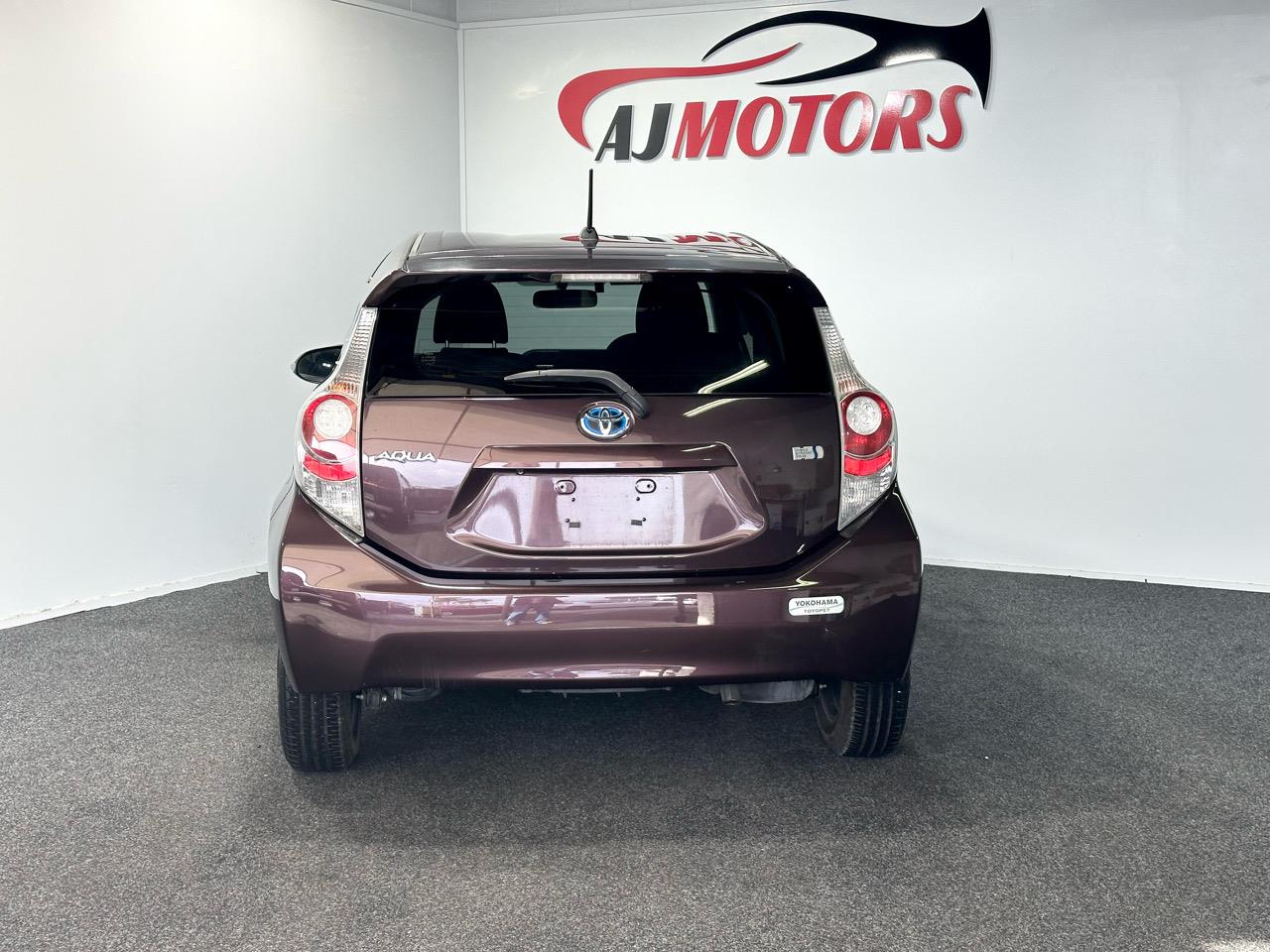 2013 Toyota Aqua