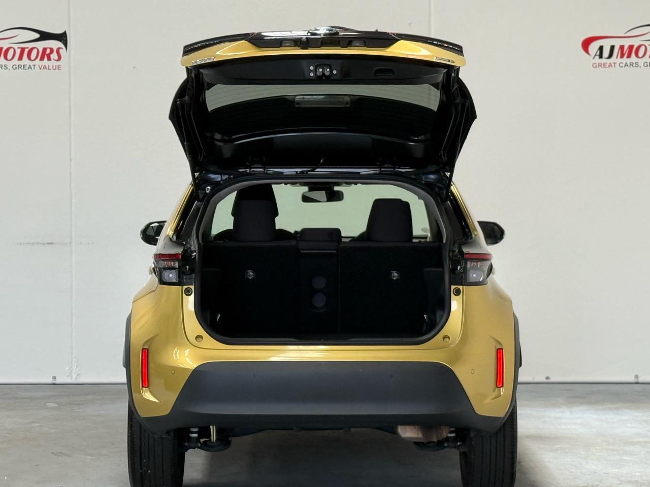 2021 Toyota YARIS CROSS