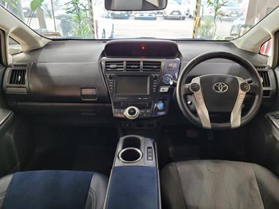 2012 Toyota Prius - Thumbnail