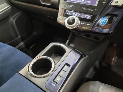 2012 Toyota Prius - Thumbnail