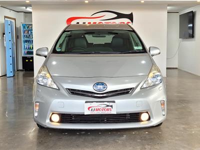 2012 Toyota Prius - Thumbnail
