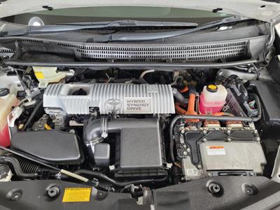 2012 Toyota Prius - Thumbnail